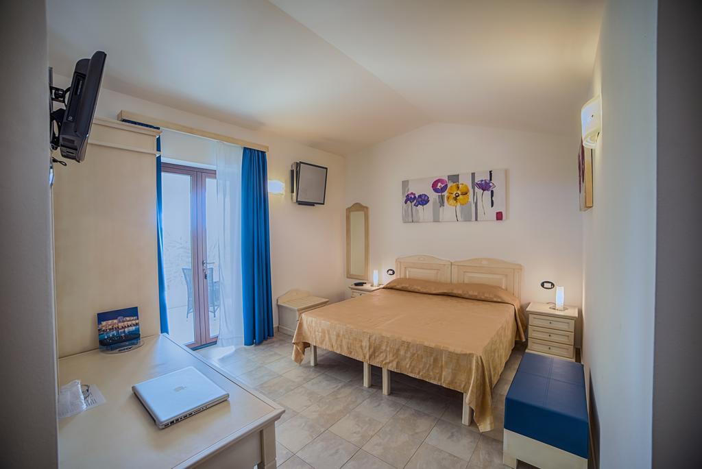 Hotel Ristorante Il Vascello Costa Rei Εξωτερικό φωτογραφία