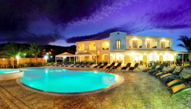 Hotel Ristorante Il Vascello Costa Rei Εξωτερικό φωτογραφία