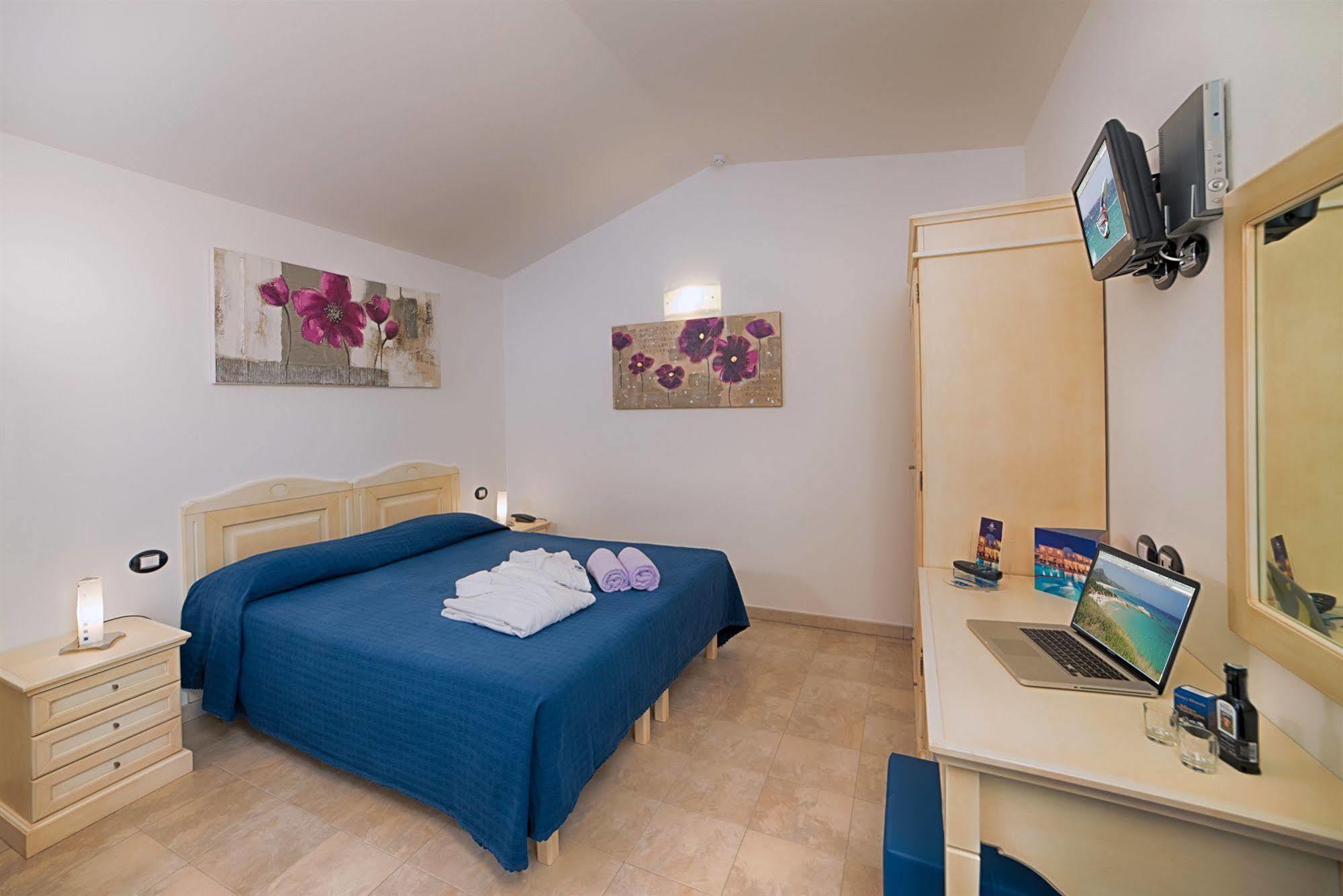 Hotel Ristorante Il Vascello Costa Rei Εξωτερικό φωτογραφία