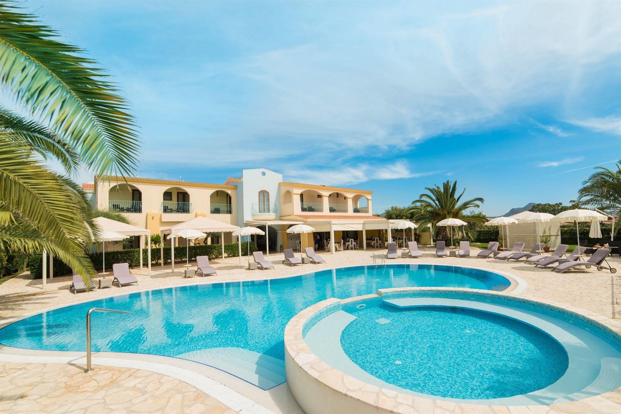 Hotel Ristorante Il Vascello Costa Rei Εξωτερικό φωτογραφία