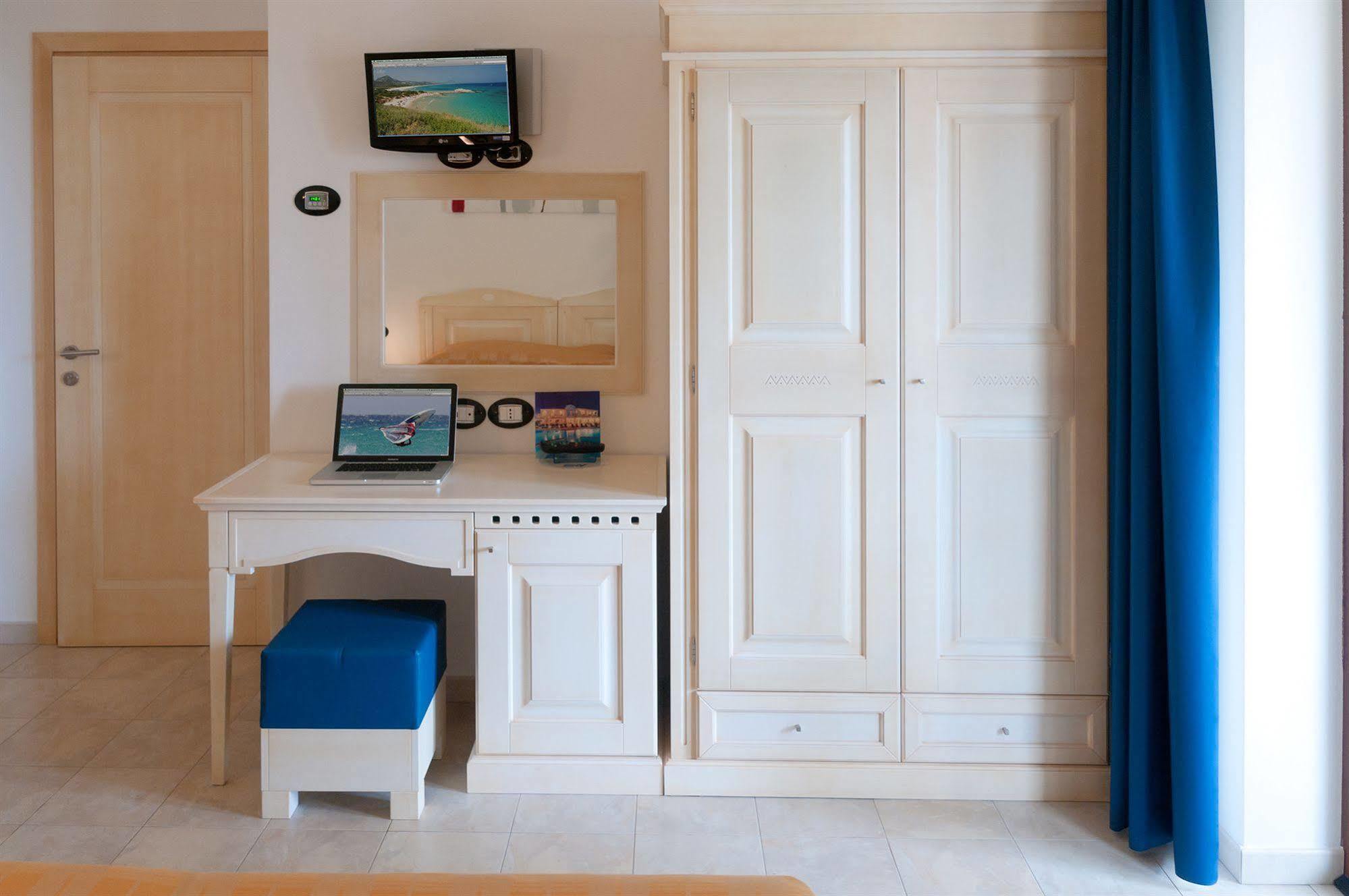Hotel Ristorante Il Vascello Costa Rei Εξωτερικό φωτογραφία