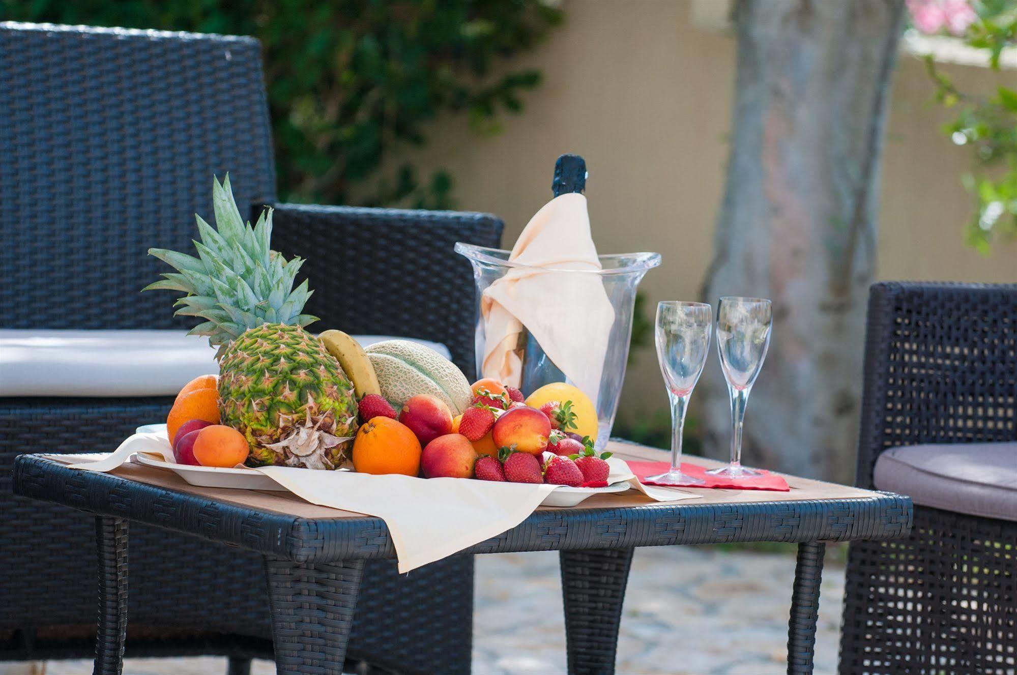 Hotel Ristorante Il Vascello Costa Rei Εξωτερικό φωτογραφία